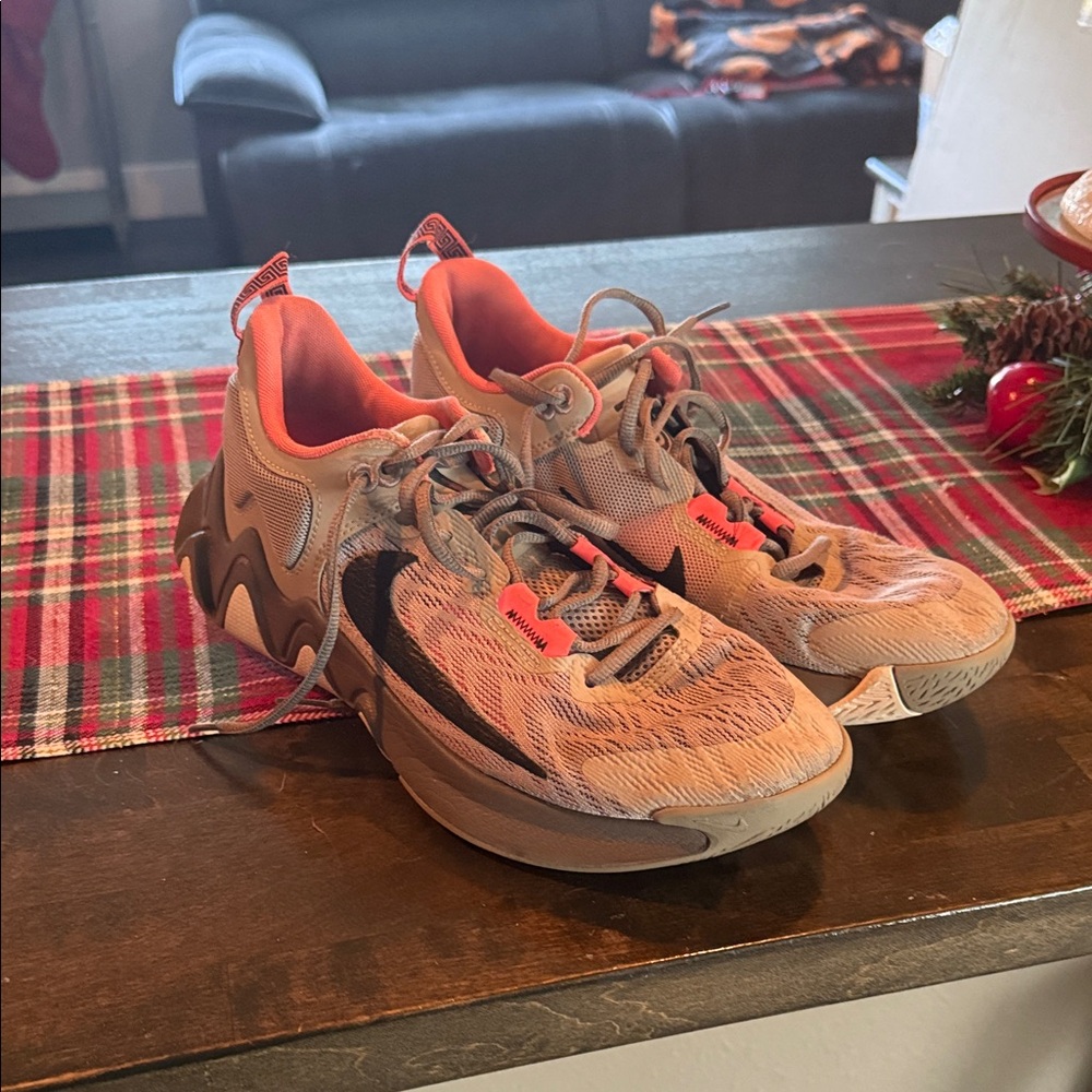 Nike Women's Athletic Shoes in Tan and Orange